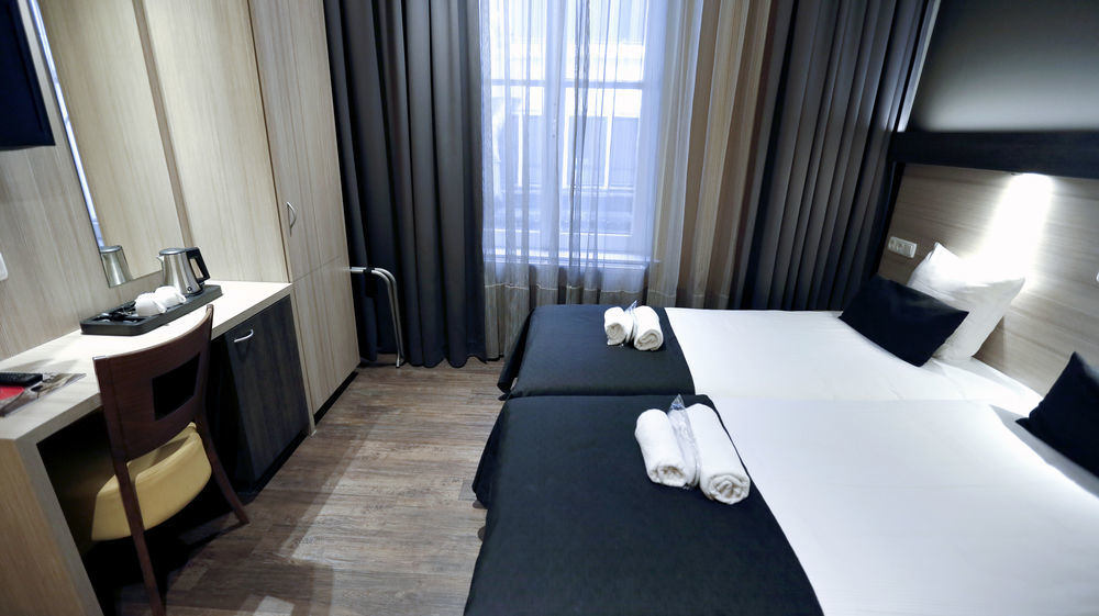 City Hotel Amsterdam 3* Ámsterdam