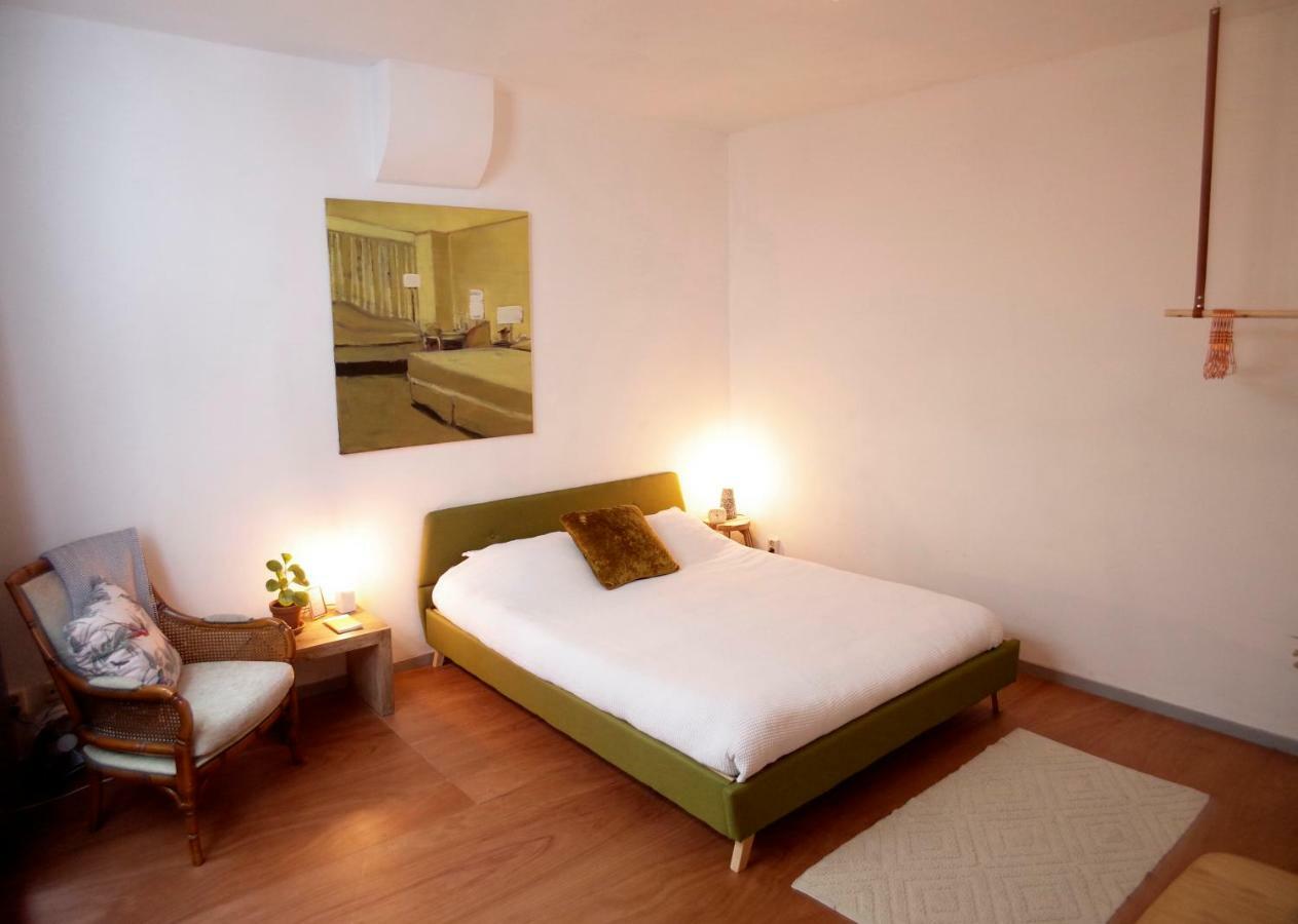 Couette-café The One Roomed 3*