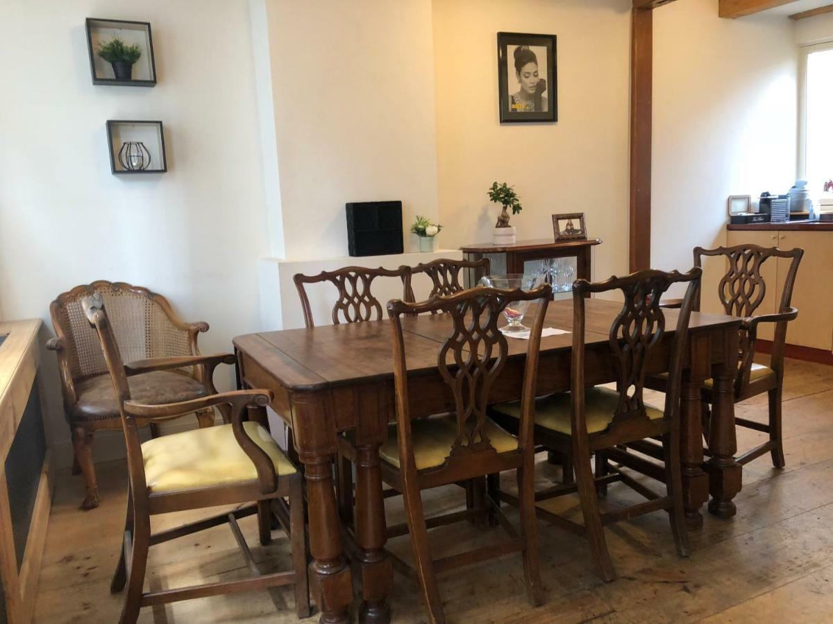 Barndesteeg 27 Bed and breakfast *