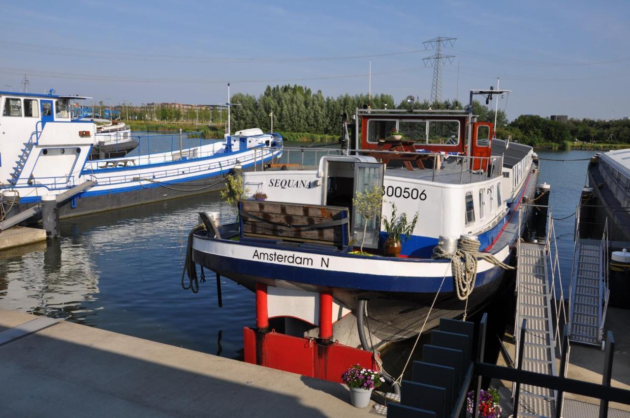 Privatunterkunft Private On Houseboat *