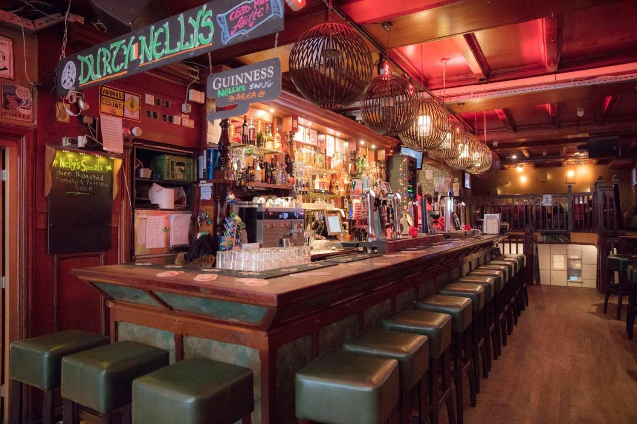 Auberge de jeunesse Durty Nelly's *