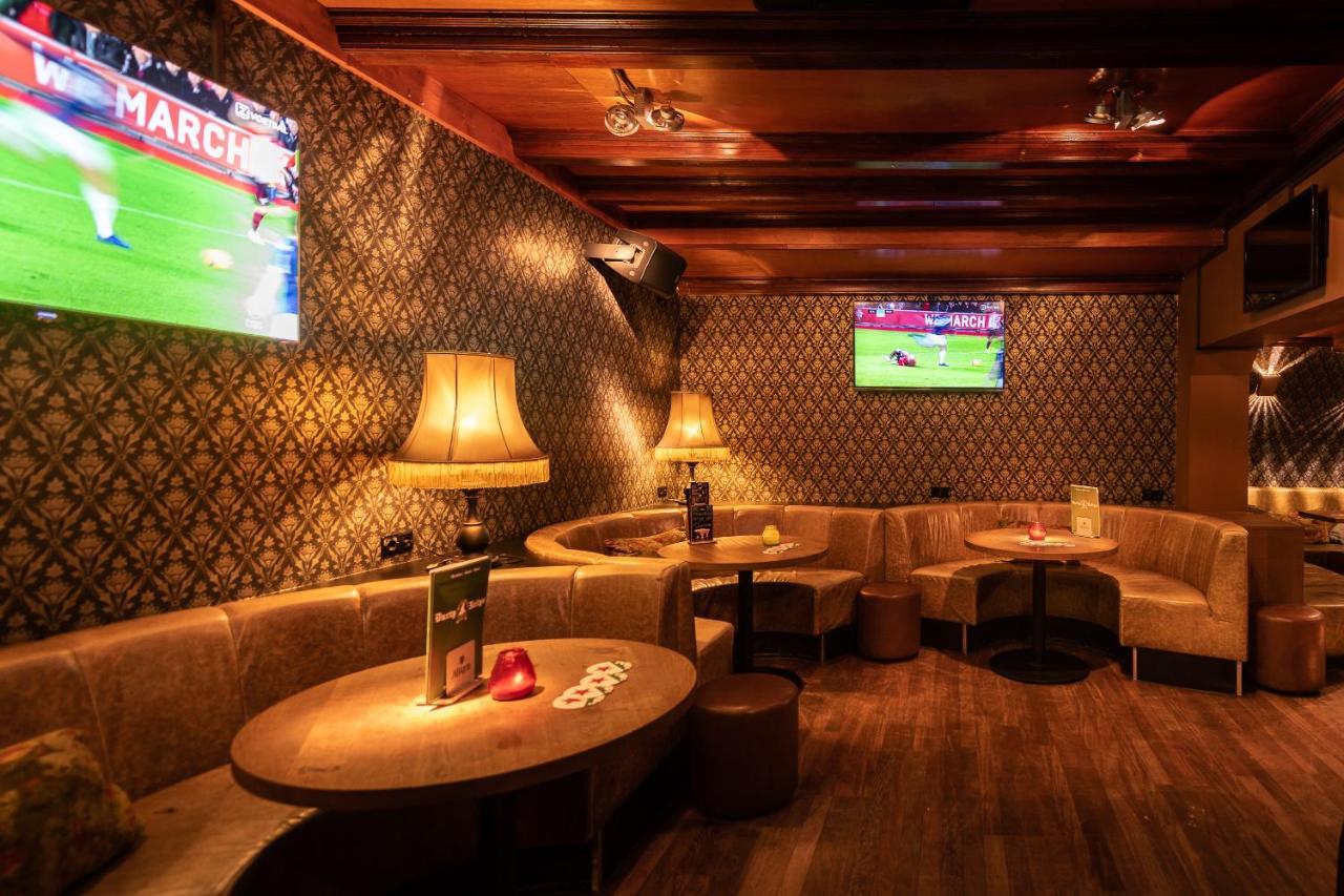 Auberge de jeunesse Durty Nelly's *
